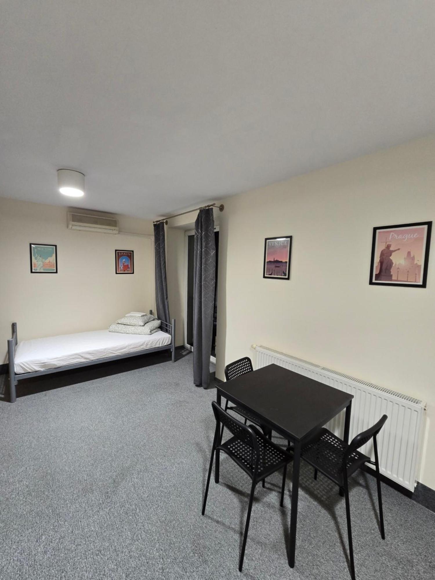 Rooms4rest Skibicka - Private For Tourists - Atr Consulting Sp, Z O,o, Warschau