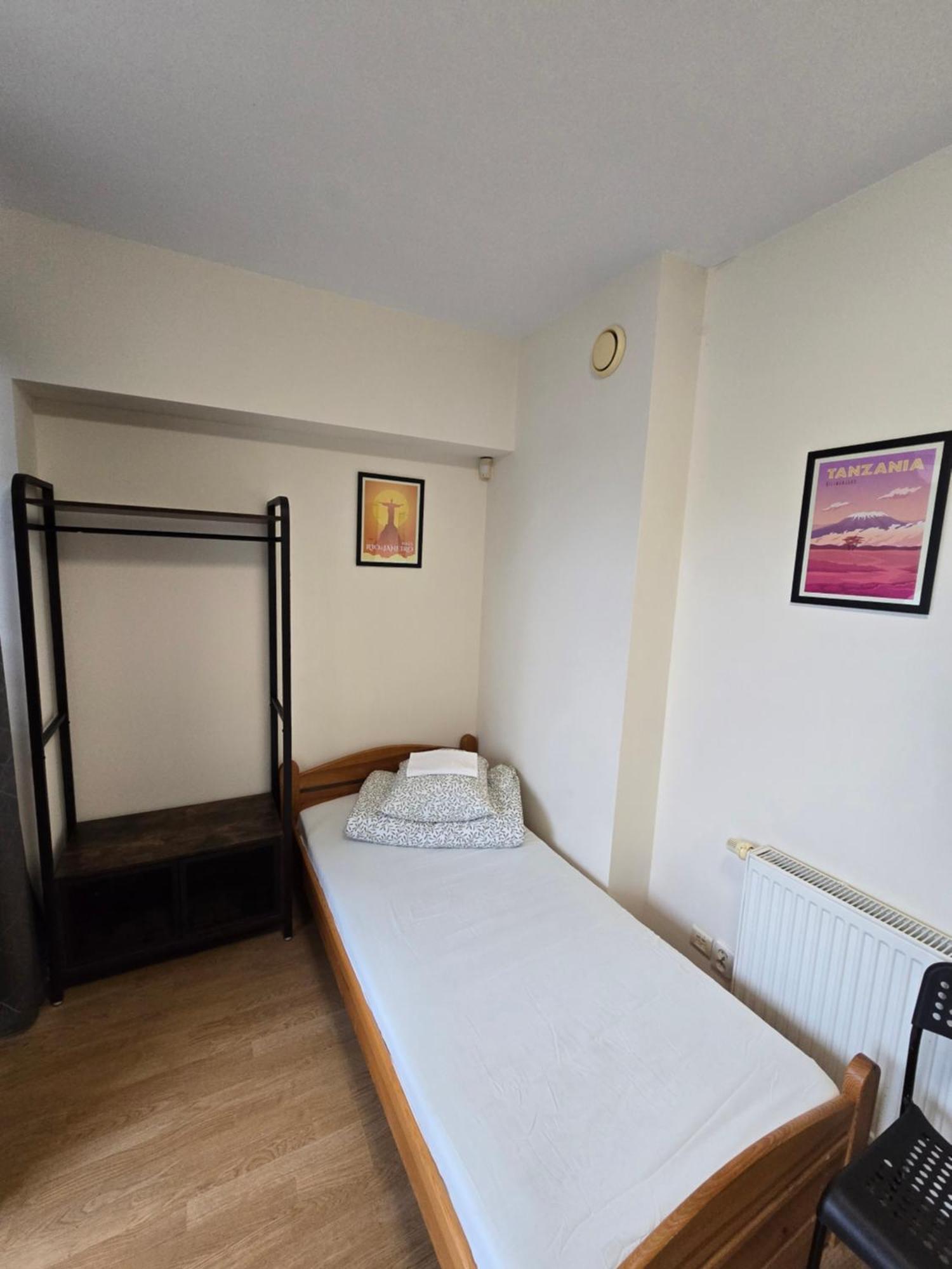Hostel Rooms4rest Skibicka - Private For Tourists - Atr Consulting Sp, Z O,o, Warschau