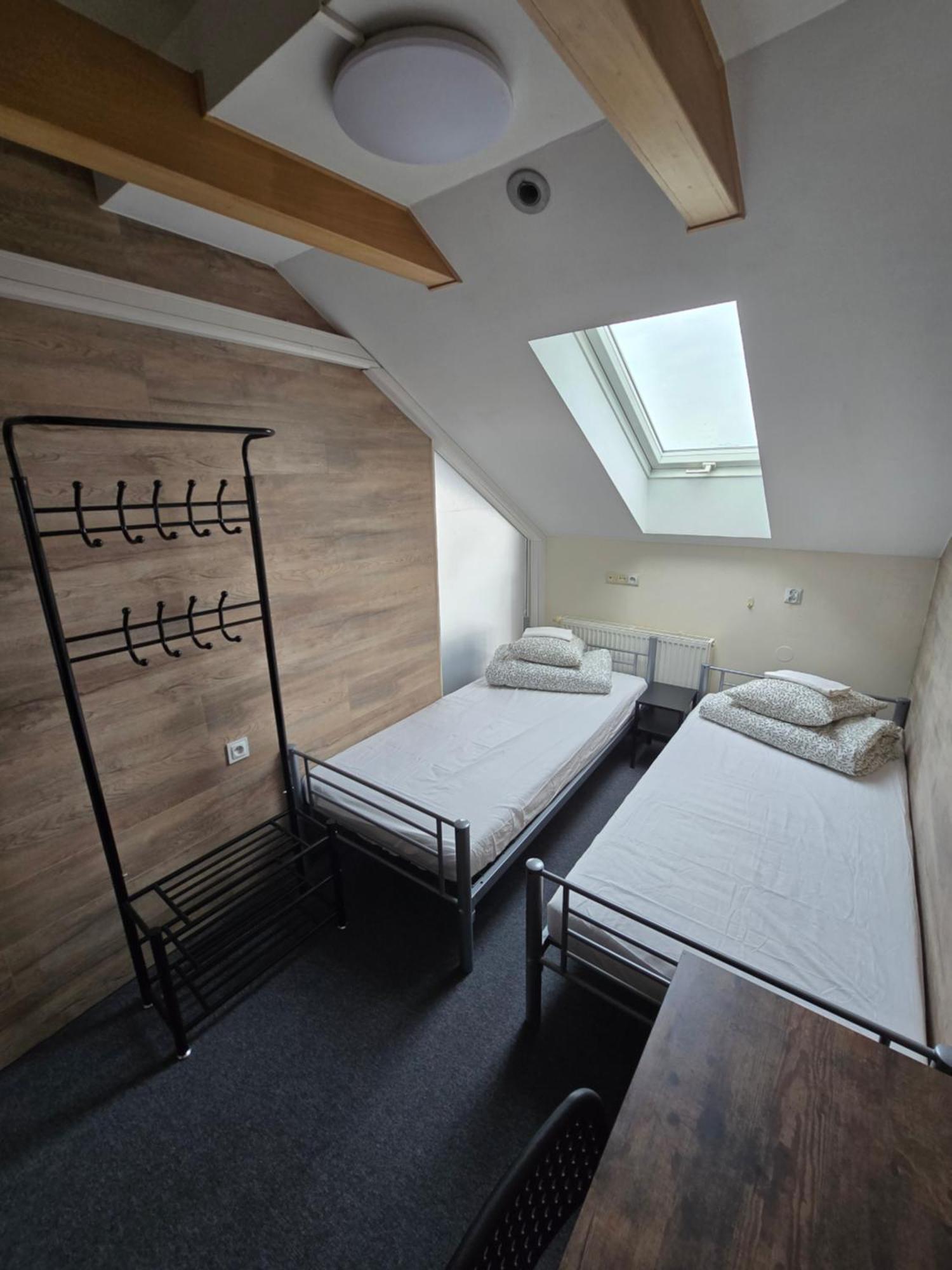 Rooms4rest Skibicka - Private For Tourists - Atr Consulting Sp, Z O,o, Hostel Warschau