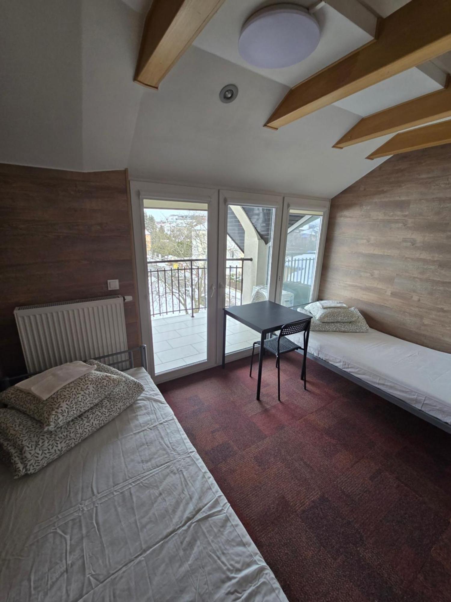 Rooms4rest Skibicka - Private For Tourists - Atr Consulting Sp, Z O,o, Hostel Warschau