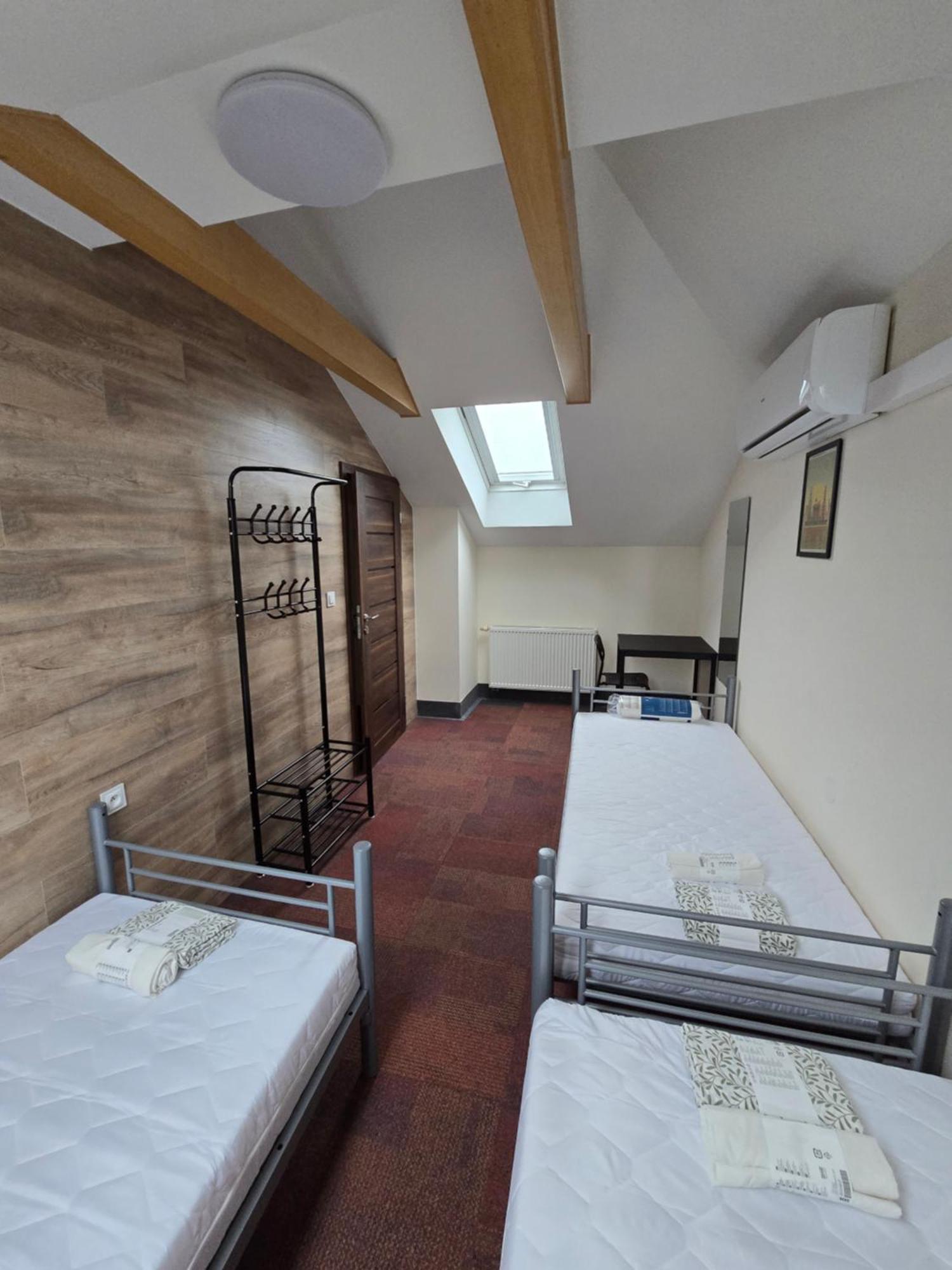 Rooms4rest Skibicka - Private For Tourists - Atr Consulting Sp, Z O,o, Hostel