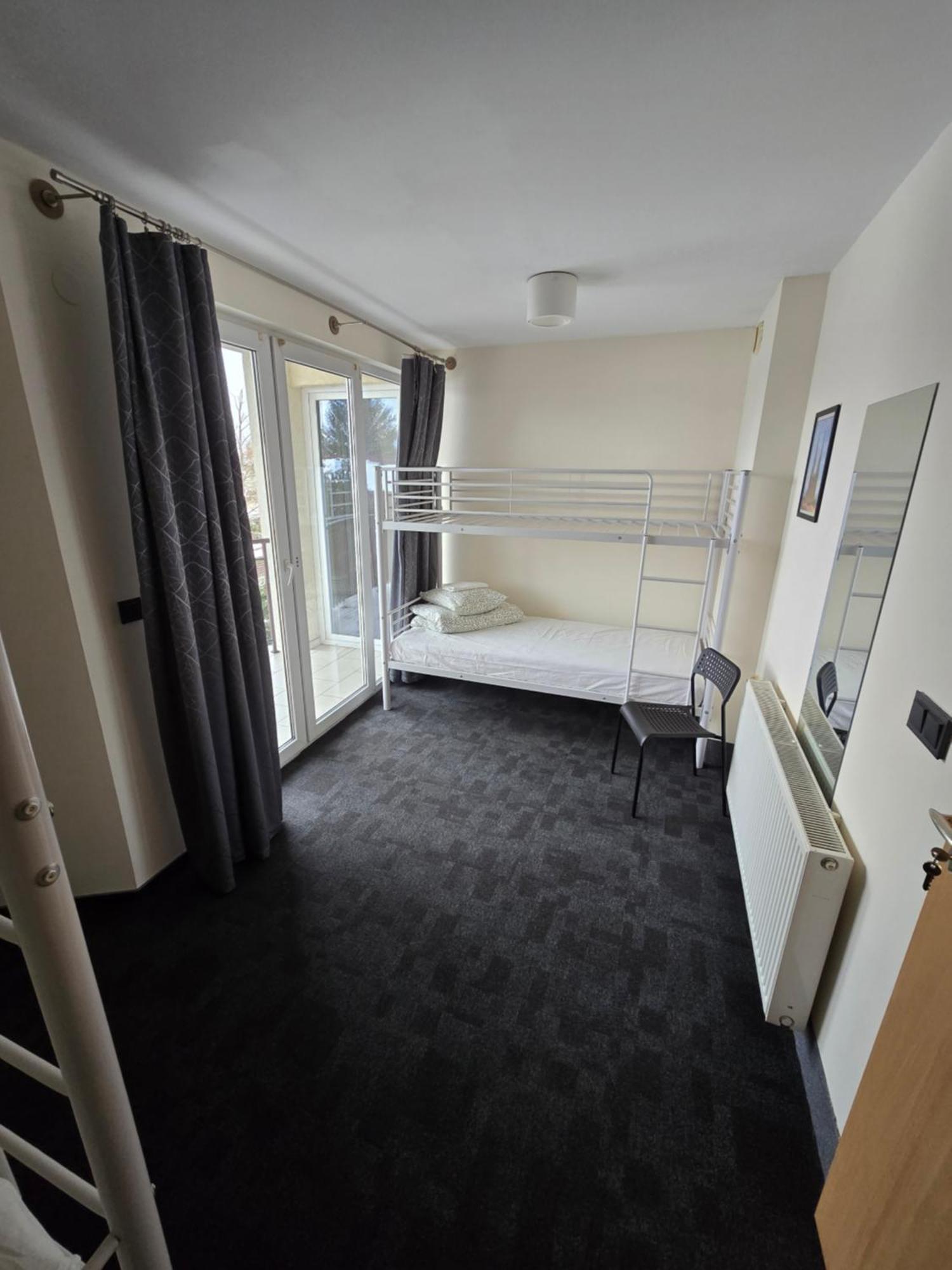 Hostel Rooms4rest Skibicka - Private For Tourists - Atr Consulting Sp, Z O,o, Warschau