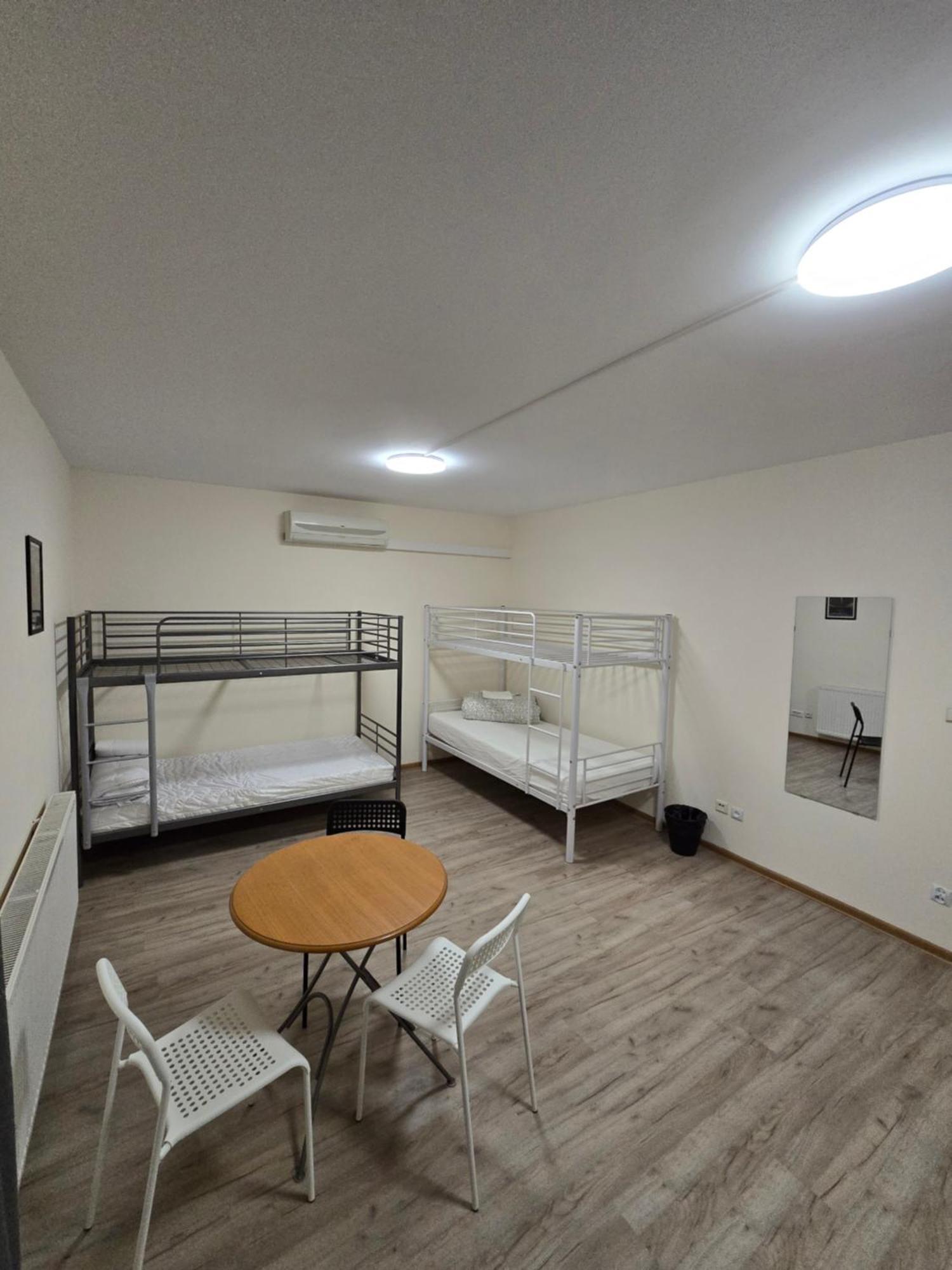 Hostel Rooms4rest Skibicka - Private For Tourists - Atr Consulting Sp, Z O,o, Warschau