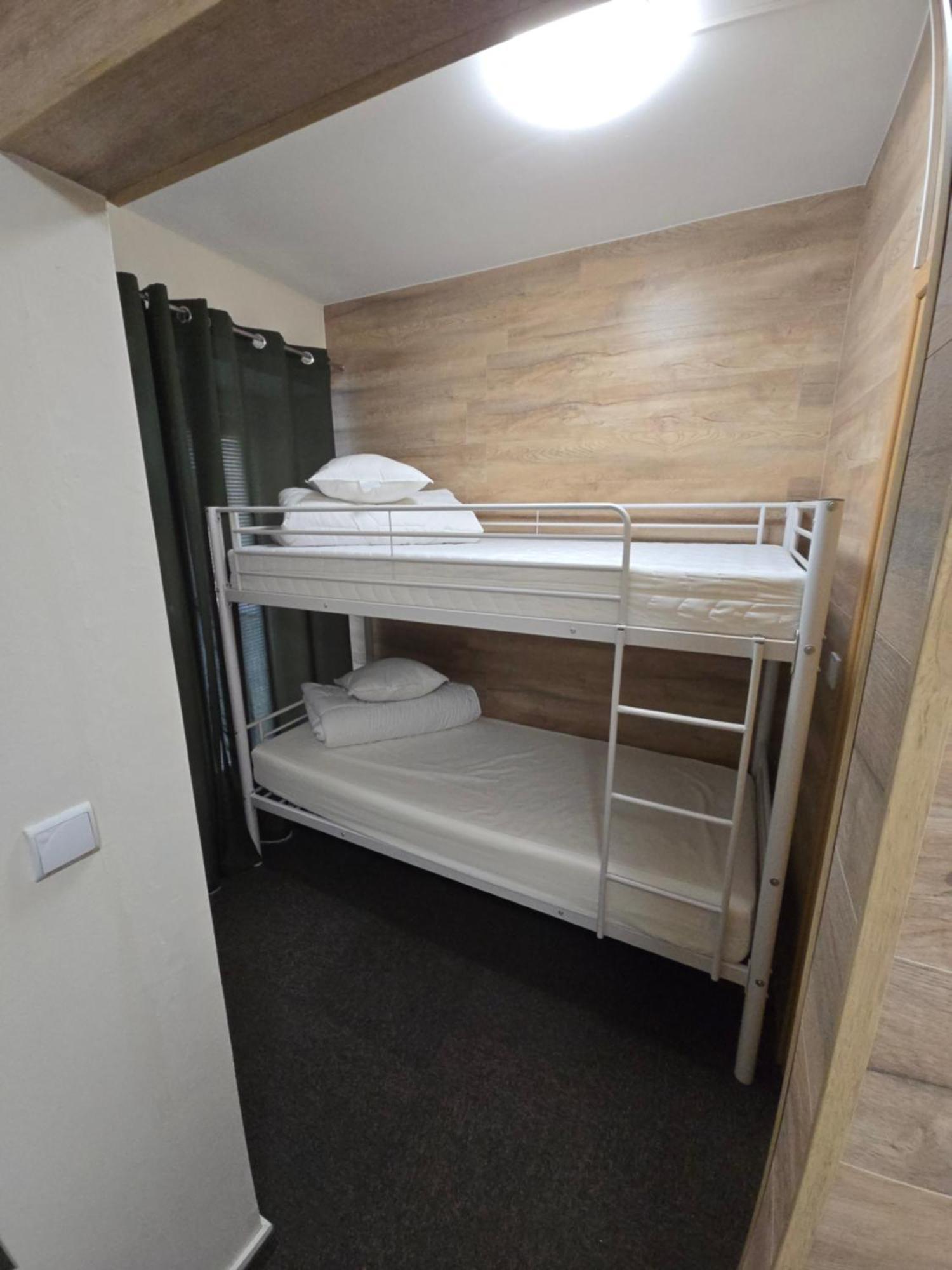 Rooms4rest Skibicka - Private For Tourists - Atr Consulting Sp, Z O,o, Hostel
